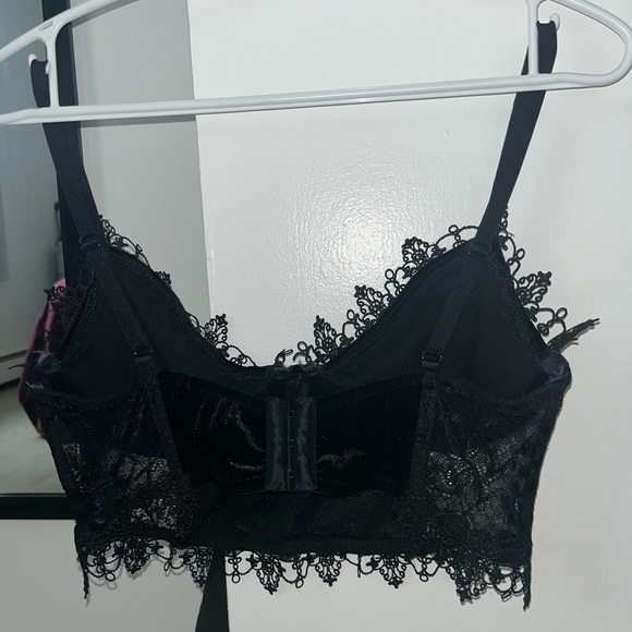 Dollskill widow bra - Picture 3 of 4